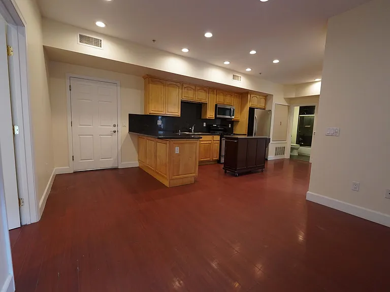 7056 Fulton St #3 — Photo 3