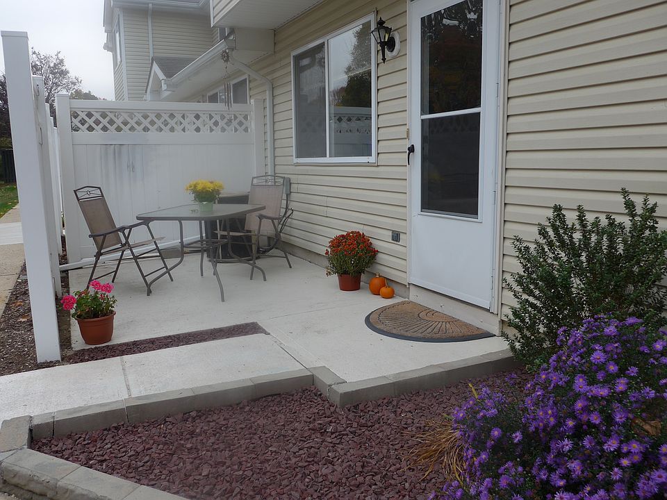 Landscaped Patio
