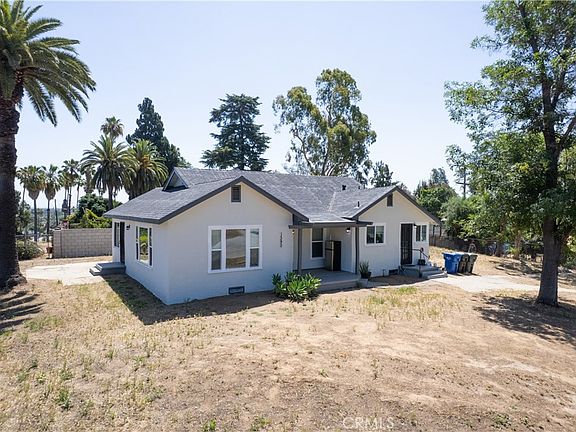 4th image of 1390 Prospect Dr