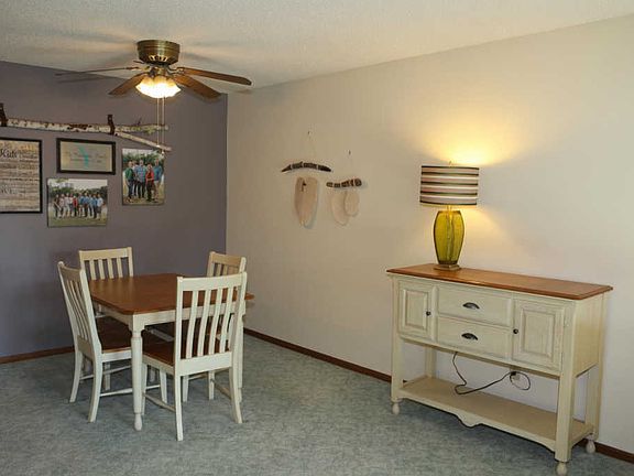 4th image of 999 41st Ave NE APT 316