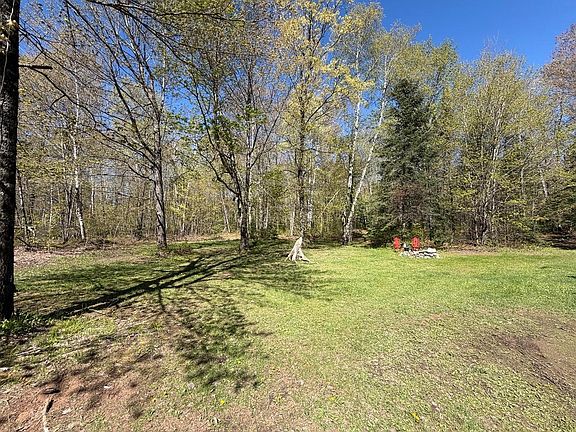 2nd image of 1375 Birch Rd