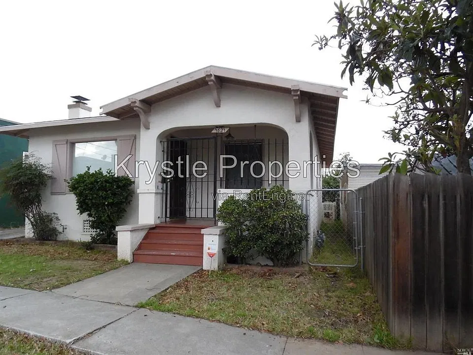 1621 Napa St