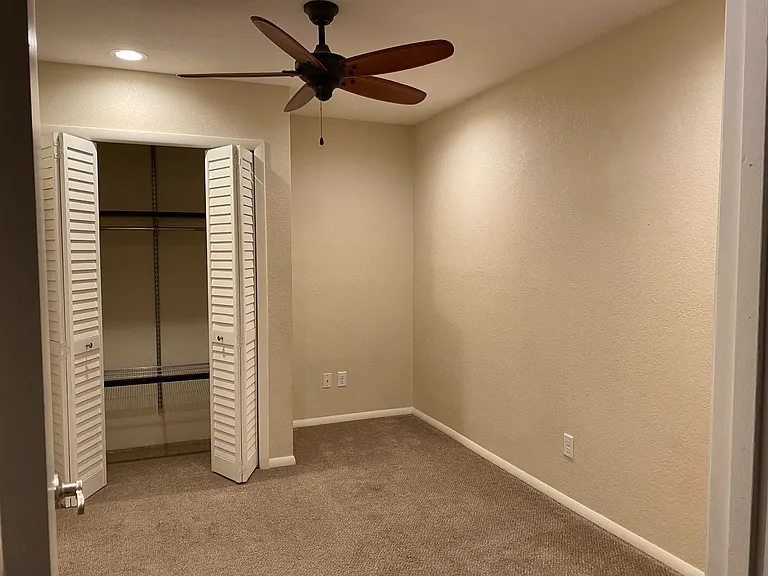 2909 W Sierra St — Photo 21