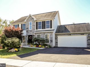 1863 Bradley Dr, Harrisburg, PA 17110