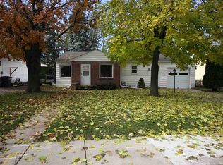 1615 Algoma Blvd, Oshkosh, WI 54901