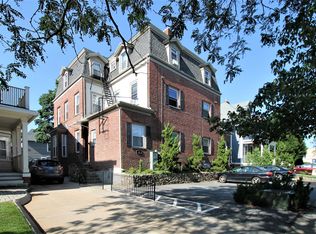 37 S Angell St #2R, Providence, RI 02906