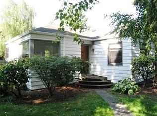 6013 Lake Washington Blvd SE, Bellevue, WA 98006