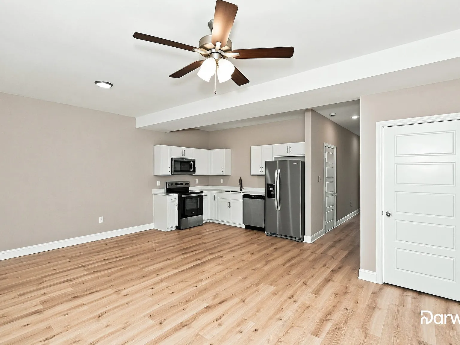 2 bed, 2.5 bath, 1550 sqft, $1,340 — Photo 4