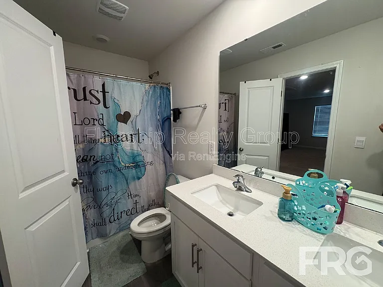 1028 Riverstone Dr — Photo 26