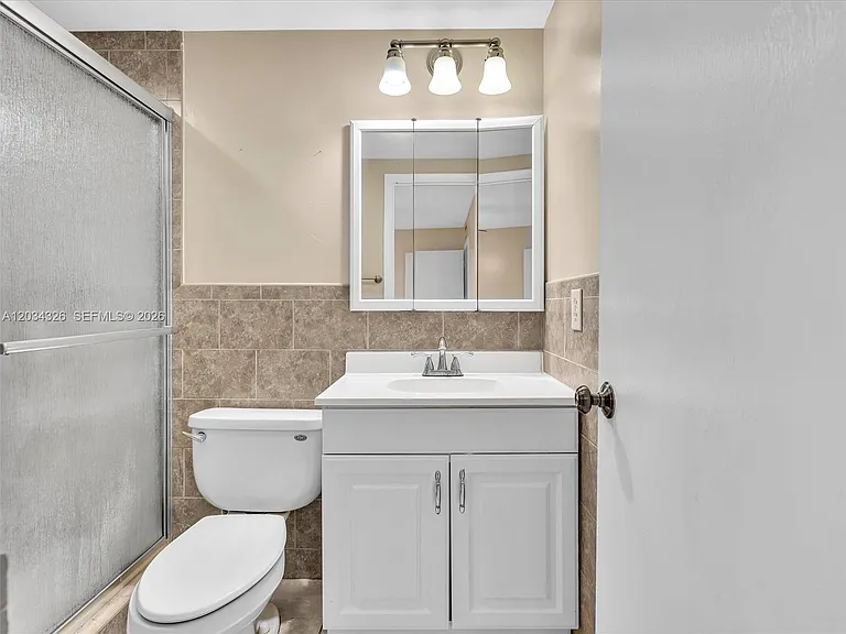 210 NW 87th Ave #L206 — Photo 46