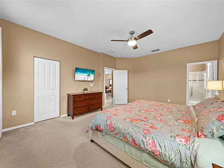 4704 Ruby Red Ln — Photo 41