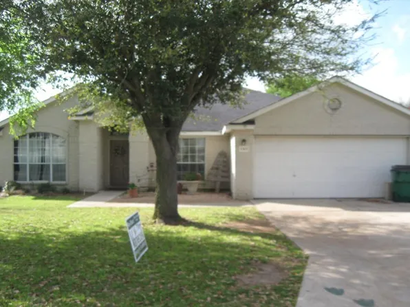 1303 Sherry Dr, Taylor, TX 76574