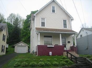 1st image of 250 Erie St