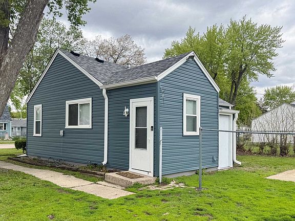 2nd image of 901 Kingsley Dr