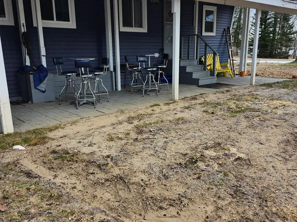 1171 Wa Ba Tesse Dr NE, Kalkaska, MI 49646