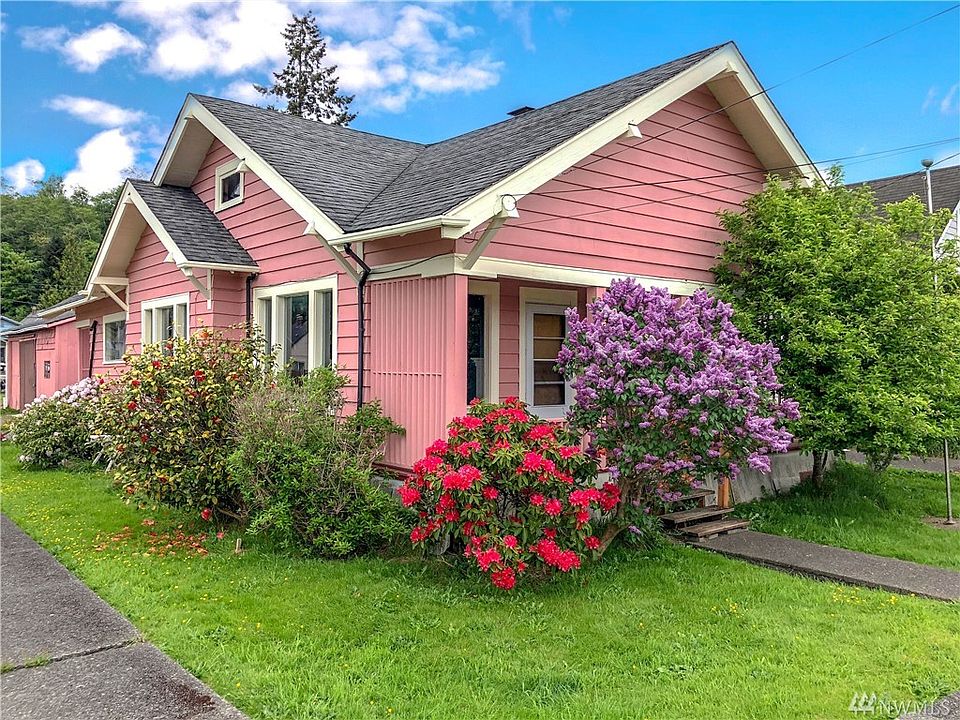 1st image of 403 Eklund Ave
