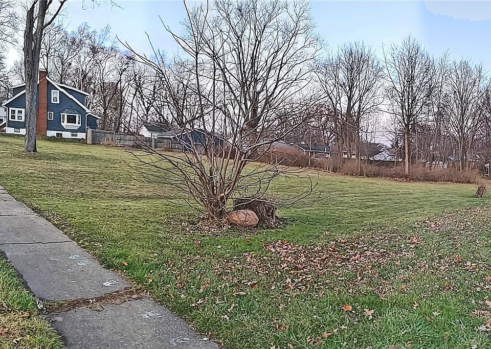 1st image of 801 Tallmadge Rd