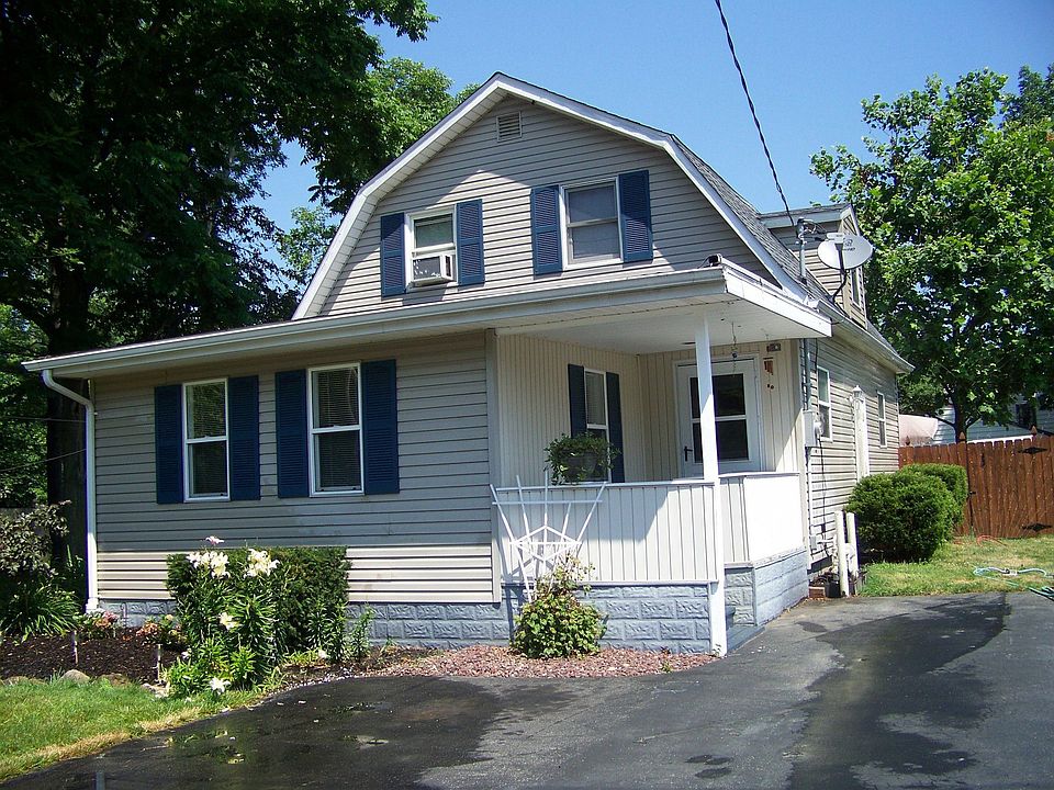 9526 Cayuga Dr, Niagara Falls, NY 14304 Zillow