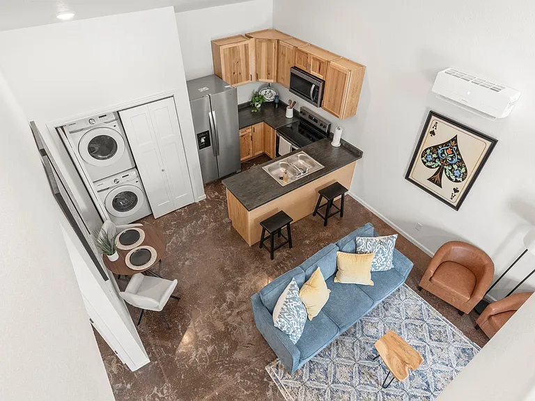 5825 Lions Rd #2 — Photo 8
