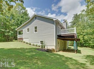 900 Fox Valley Rd, Clarkesville, GA 30523