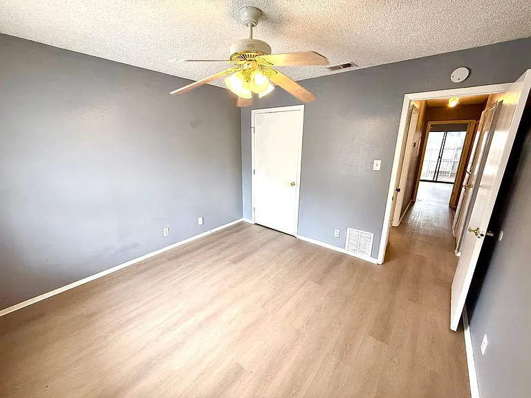 5310 Gawain Dr — Photo 13