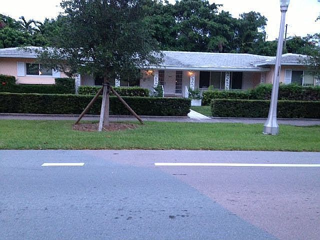 1st image of 3619 Segovia St
