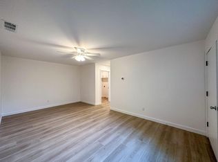 18086 Riverside Dr, Sonoma, CA 95476