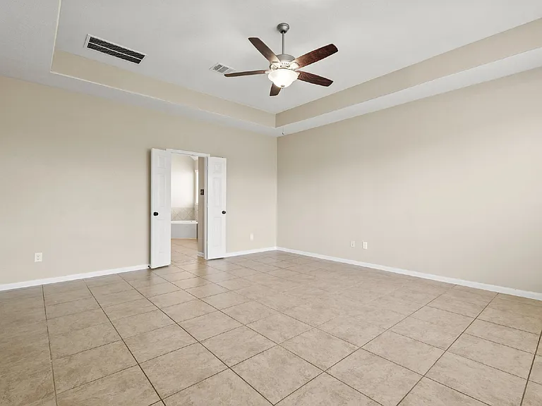 4713 La Escalona Dr — Photo 16
