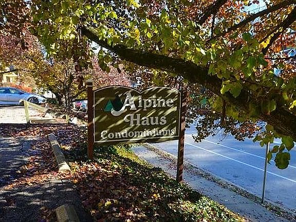 3rd image of 801 Delta Ave APT 3A