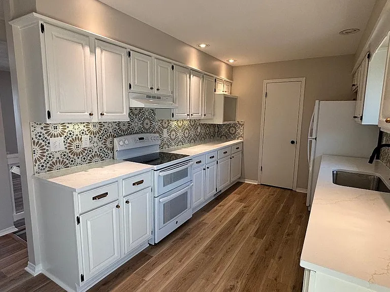 4705 N Derek Ct — Photo 5