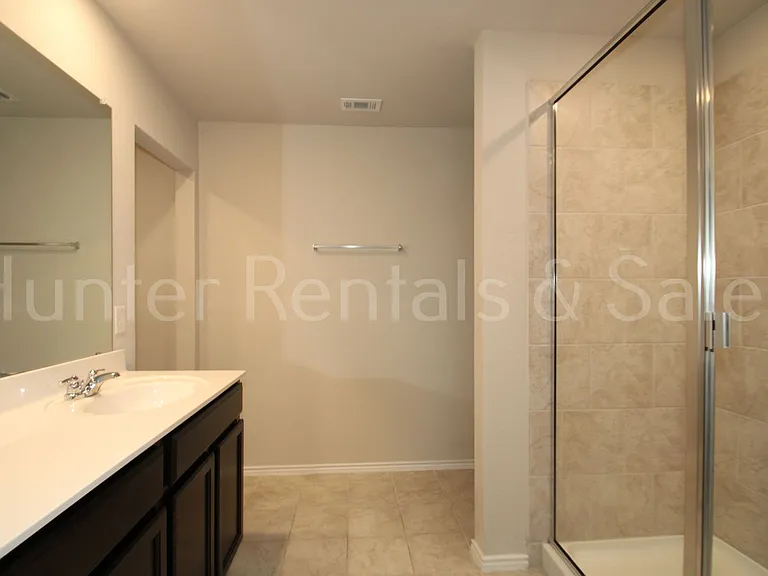 5106 Brody Dr — Photo 13