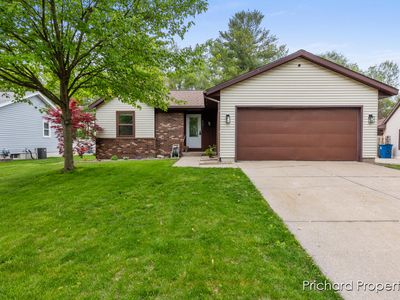 561 Harp St SE, Kentwood, MI, 49548