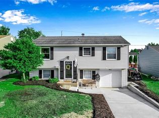 11 W Rouen Dr, Buffalo, NY 14227