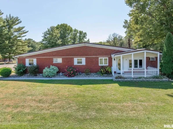 1 Pine Crest Ct, Colona, IL 61241