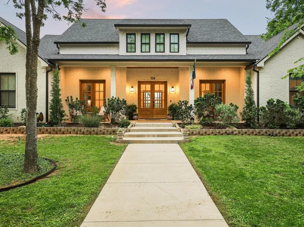 104 Beavers Bend Dr, Gunter, TX 75058