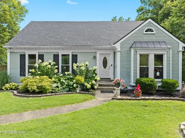 15222 Shelbyville Rd, Louisville, KY 40245
