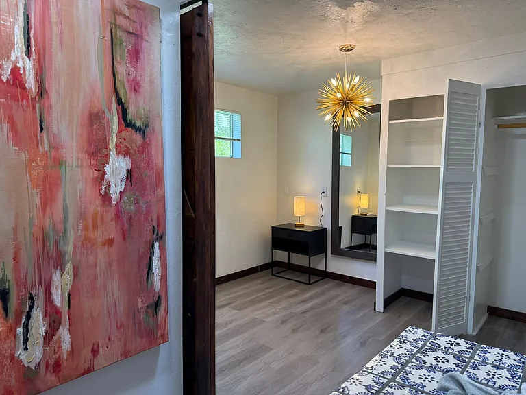 239 N Warren Ave — Photo 18