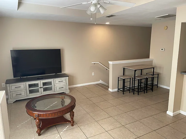 741 White Dr #22 — Photo 9