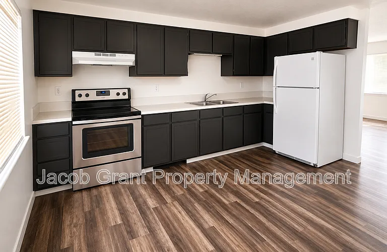 1345 Paul St #1 — Photo 3