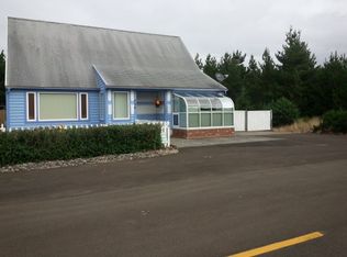 294 5th St NW, Long Beach, WA