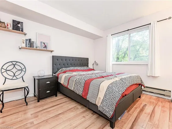 1512 Pilgrims Way #622, Oakville, ON L6M 3H1