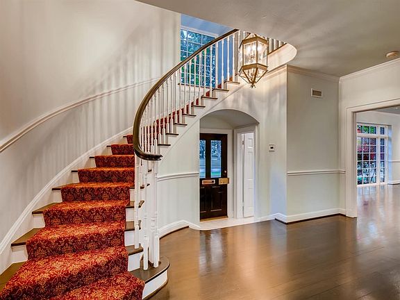 4th image of 3405 Piping Rock Ln