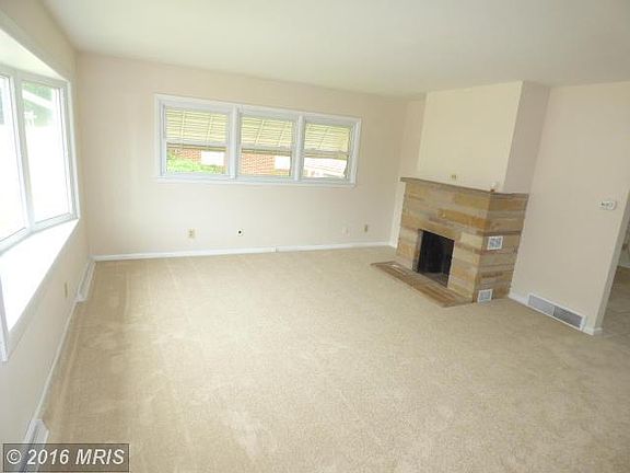 3rd image of 20027 Gilbert Hills Dr