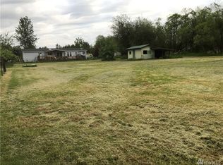 201 Oak Tree Ln, Pacific, WA 98047