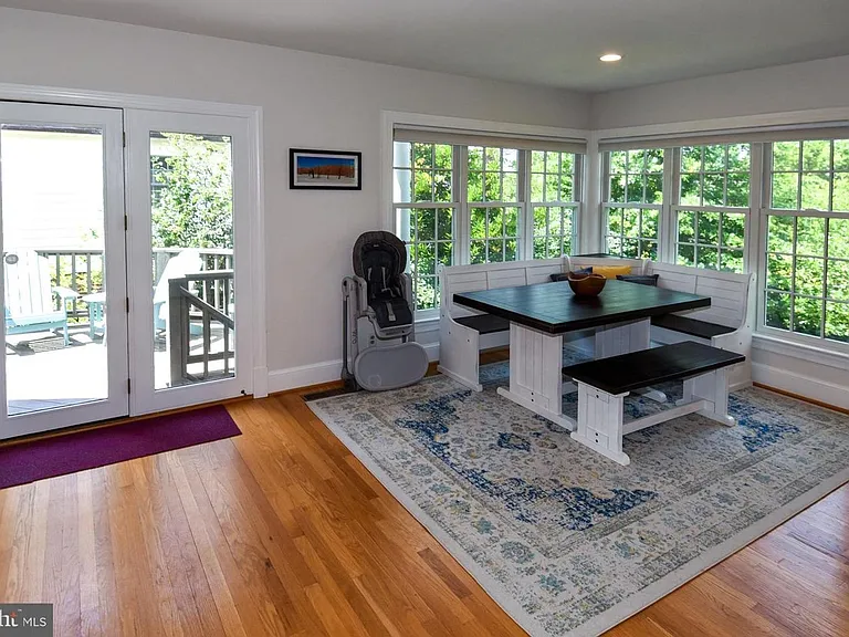 710 W View Ter — Photo 23
