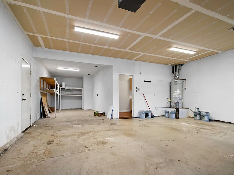 991 Zephyr Ln — Photo 64