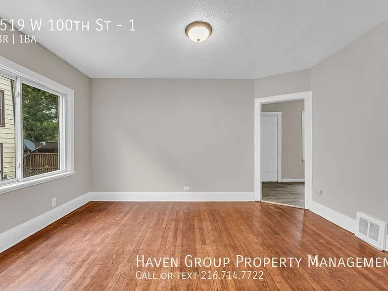 3519 W 100th St #1 — Photo 9