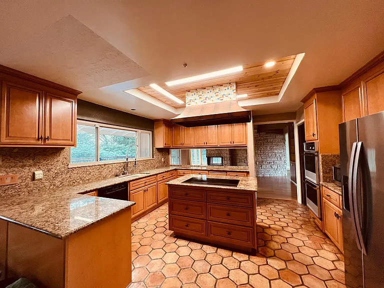 7757 Country Ln — Photo 23