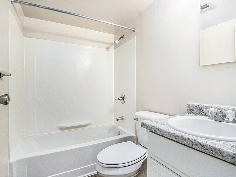 Concord Place Apartments — Photo 19
