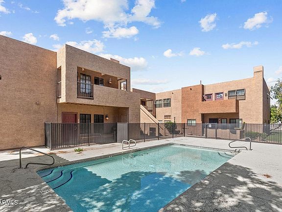 3rd image of 1245 W 1rst St #213